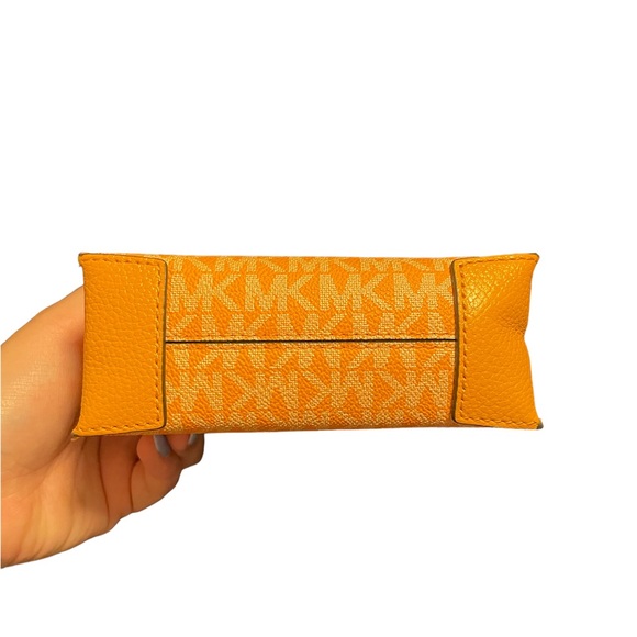 Michael Kors Mercer Shopper Tote XS Logo and Leather Crossbody SO Honeyc… - Picture 4 of 9